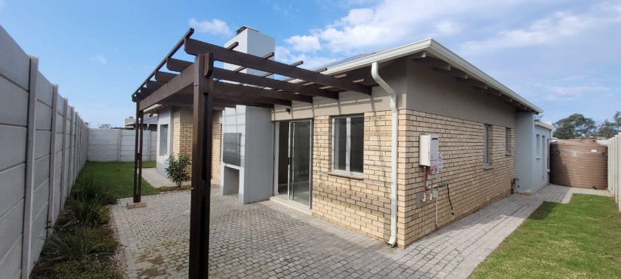 3 Bedroom Property for Sale in Mooikloof Country Estate Western Cape